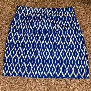 Francesca’s ~ printed contrast skirt